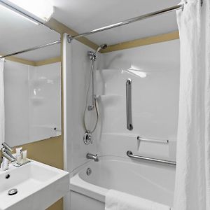 Accessible King Room